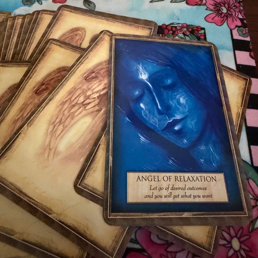 Toni Salerno Angels Gods & Goddesses Angel Oracle Tarot Cards - Picture 4 of 6